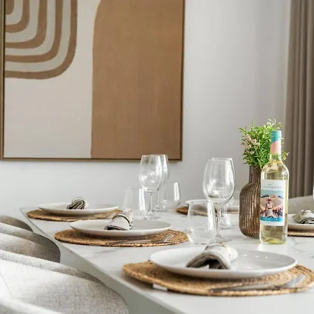 Cancelada 2br Acqua Gardens - Walk To And Pool