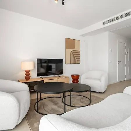 Cancelada 2br Acqua Gardens - Walk To And Pool Apartmán *