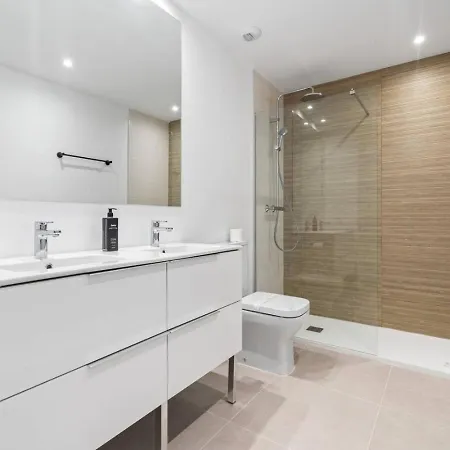 Cancelada 2br Acqua Gardens - Walk To And Pool