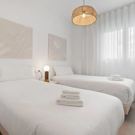 Cancelada 2br Acqua Gardens - Walk To And Pool Estepona